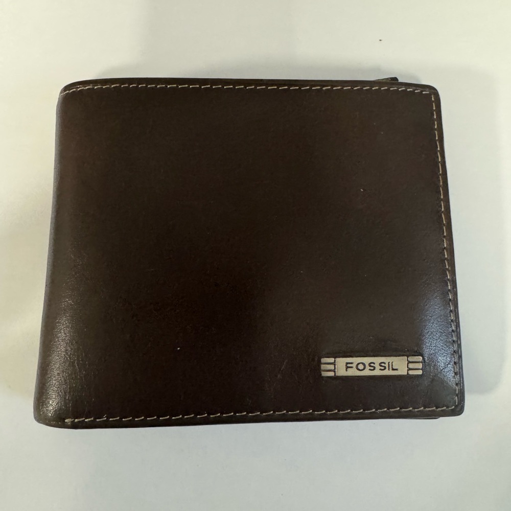 Fossil Dark Brown Leather wallet